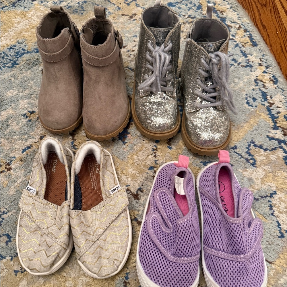 Toddler Size 7 Seasonal Assortment